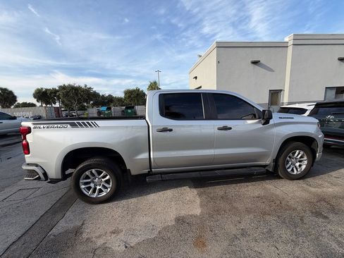 Used 2022 Chevrolet Silverado 1500 Custom RWD image 7
