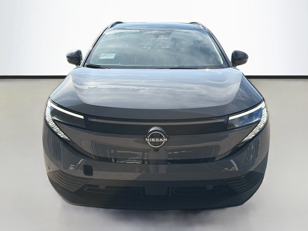 New 2026 Nissan Leaf Platinum+ w/ Cargo Package (Platinum+) FWD image 3