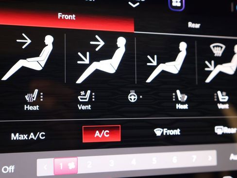 Used 2025 Dodge Durango R/T w/ Blacktop Package AWD/4WD image 54