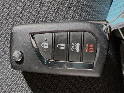 Used 2024 Toyota Corolla LE FWD image 34