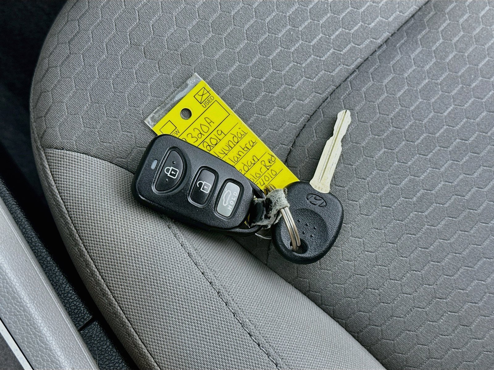 Used 2019 Hyundai Elantra SE FWD image 22