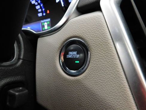 Used 2015 Cadillac SRX Performance w/ Driver Awareness Package image 28