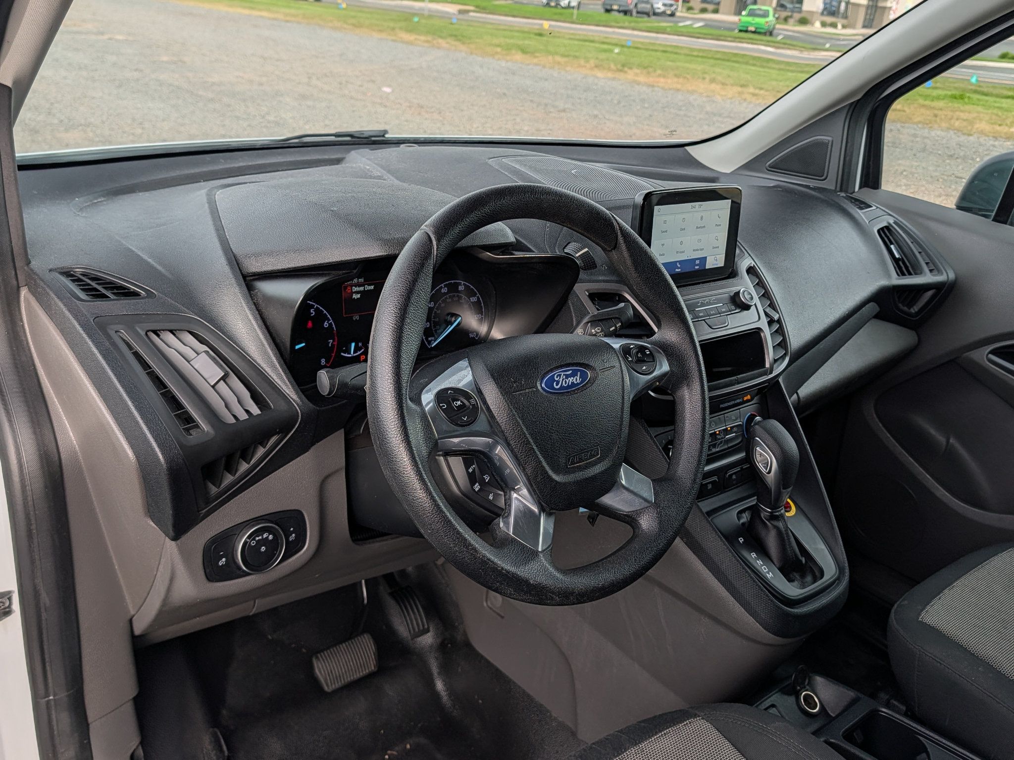 Used 2020 Ford Transit Connect XL FWD image 18