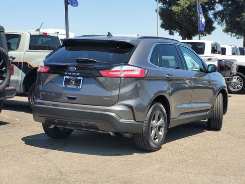 Certified 2022 Ford Edge SEL w/ Sport Appearance Package image 3