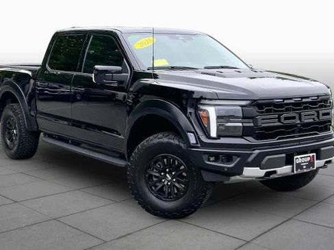 Certified 2025 Ford F150 Raptor AWD/4WD image 3