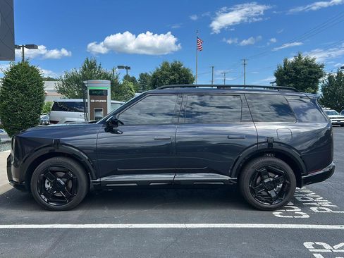 Used 2027 Kia Telluride EX X-Line w/ Towing Package AWD/4WD image 3