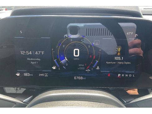 Used 2025 Chevrolet Tahoe Premier AWD/4WD image 21