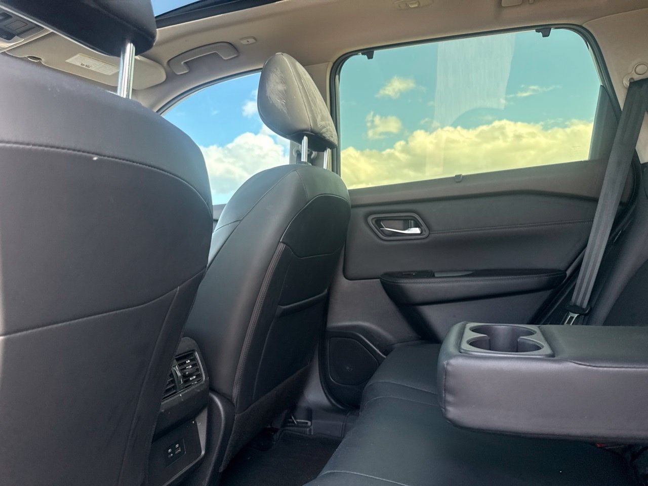 Certified 2023 Nissan Rogue SV w/ SV Premium B Package FWD image 44
