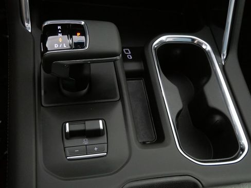 New 2026 GMC Sierra 1500 Denali w/ Technology Package AWD/4WD image 24