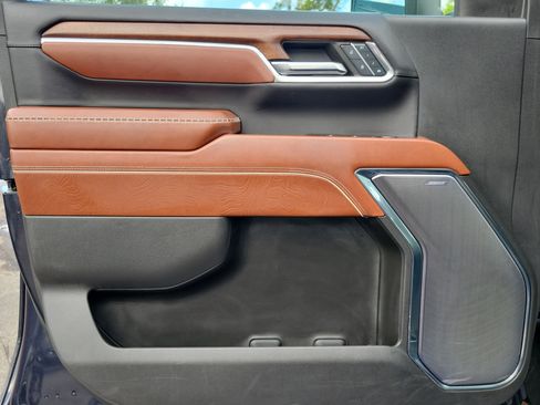 Used 2024 GMC Sierra 3500 Denali Ultimate image 23