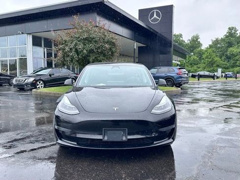 Used 2023 Tesla Model 3 Standard Range RWD image 2