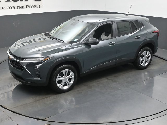 New 2026 Chevrolet Trax LS FWD image 22