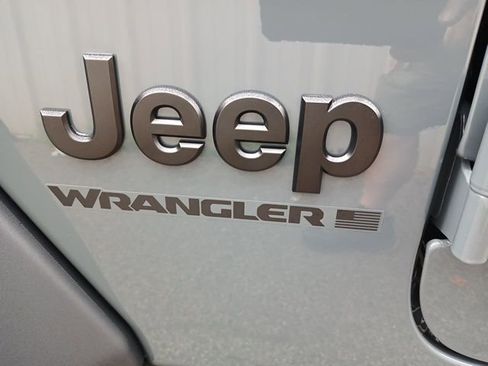 New 2026 Jeep Wrangler Unlimited Rubicon 392 image 10