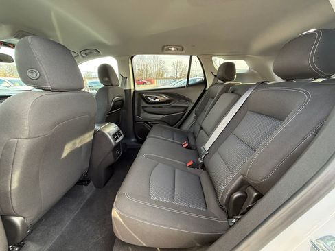 Used 2022 GMC Terrain SLE w/ Driver Convenience Package image 23
