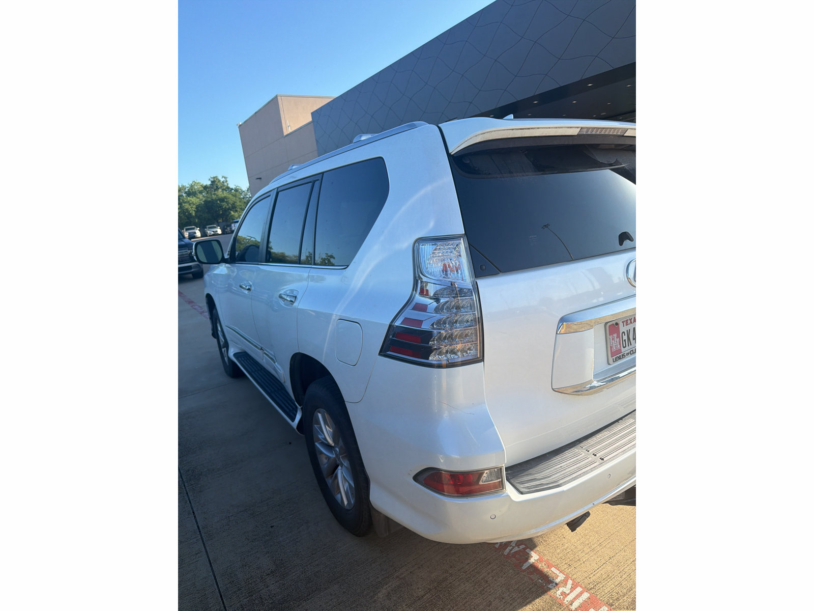 Used 2018 Lexus GX 460 Premium w/ Premium Package AWD/4WD image 7
