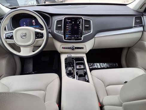 Certified 2024 Volvo XC90 B5 Core image 18