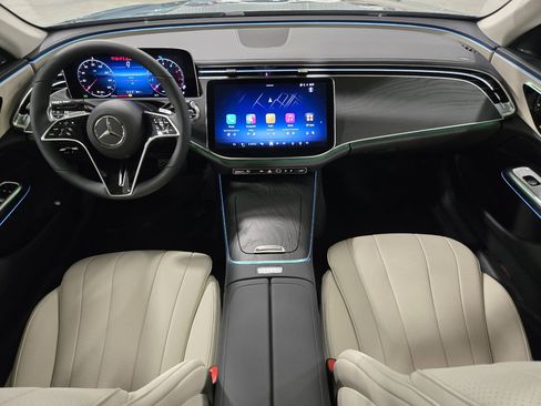 New 2026 Mercedes-Benz E 450 4MATIC Sedan image 2