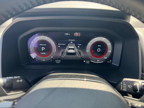 Used 2026 Nissan Rogue SL AWD/4WD image 43
