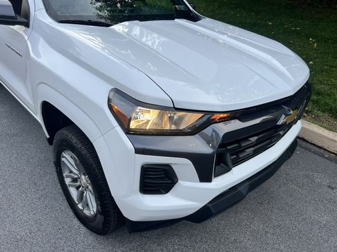 Used 2025 Chevrolet Colorado LT w/ Advanced Trailering Package RWD image 71