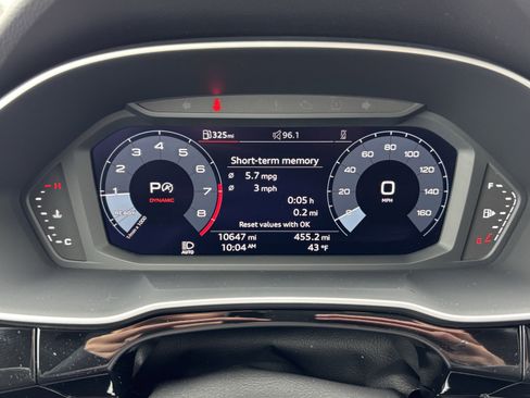 Used 2025 Audi Q3 2.0T Premium Plus w/ Premium Plus Package image 21