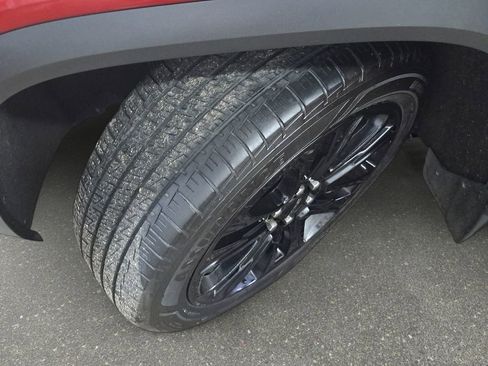 Used 2022 GMC Acadia SLT w/ Elevation Edition image 35