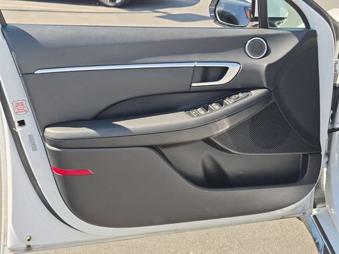 Used 2025 Hyundai Sonata SEL FWD image 11