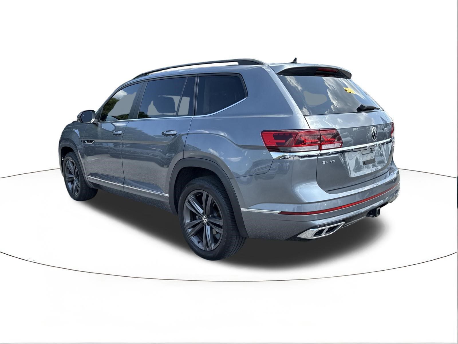 Used 2021 Volkswagen Atlas SE w/ Panoramic Sunroof Package AWD/4WD image 5