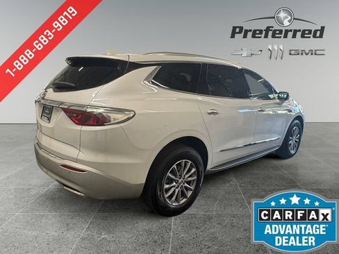Certified 2024 Buick Enclave Essence w/ LPO, Luxury Package AWD/4WD image 18