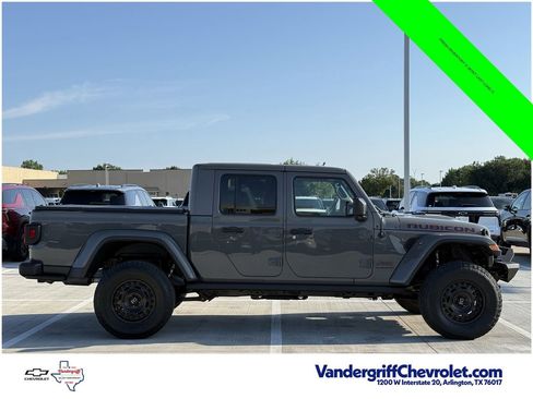 Used 2021 Jeep Gladiator Rubicon AWD/4WD image 3