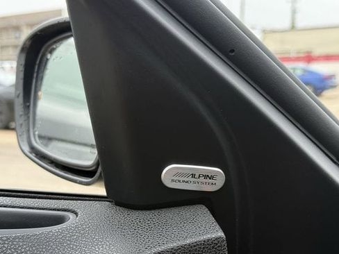 Used 2023 Chrysler 300 S image 24