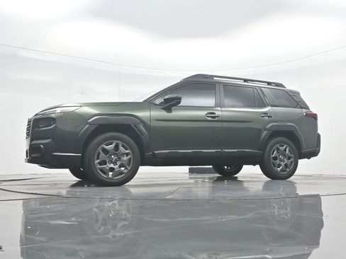 Used 2026 Subaru Outback Premium AWD/4WD image 34