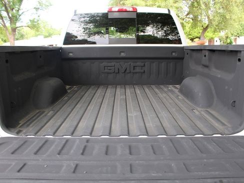 Used 2017 GMC Sierra 1500 SLT image 40