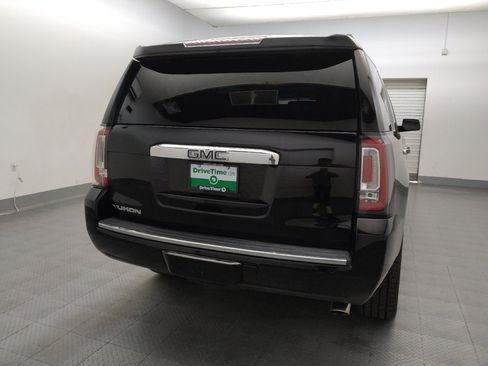 Used 2020 GMC Yukon Denali w/ Denali Ultimate Package AWD/4WD image 7