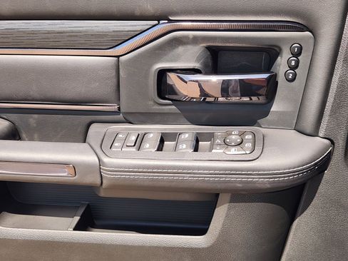 New 2026 RAM 2500 Rebel AWD/4WD image 19