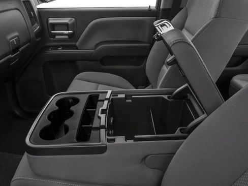 Used 2018 Chevrolet Silverado 1500 Custom w/ Custom Value Package AWD/4WD image 18