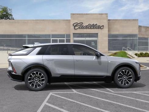 New 2026 Cadillac Lyriq Sport RWD image 5