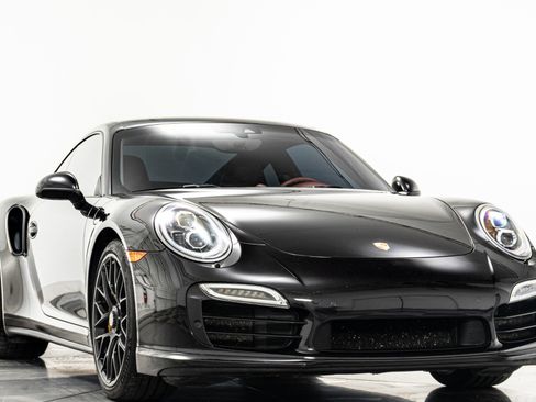 Used 2014 Porsche 911 Turbo S AWD/4WD image 3