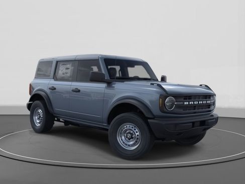 New 2025 Ford Bronco 4-Door image 7