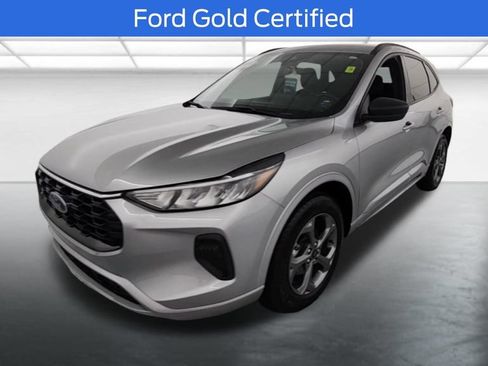 Used 2024 Ford Escape ST-Line w/ Tech Pack #1 AWD/4WD image 2