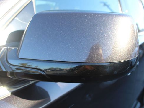 Used 2018 Chevrolet Tahoe LT image 11