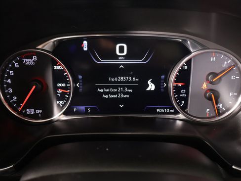 Used 2019 Chevrolet Blazer Premier w/ Sun and Wheels Package FWD image 4