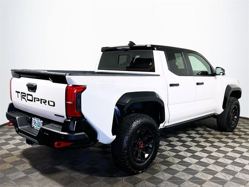 Used 2025 Toyota Tacoma TRD Pro image 8