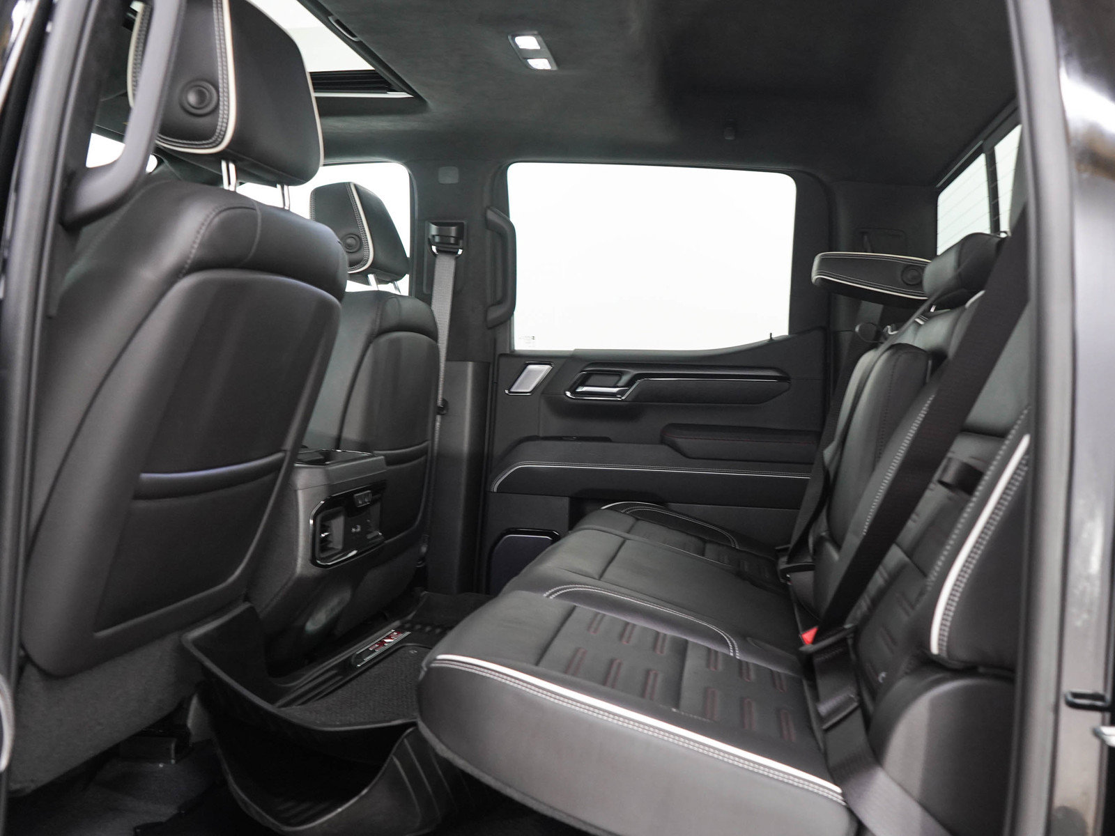 Used 2023 GMC Sierra 1500 AT4X AWD/4WD image 15