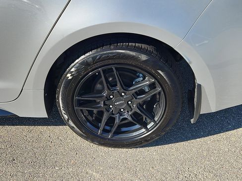 Used 2024 Toyota Corolla SE image 8