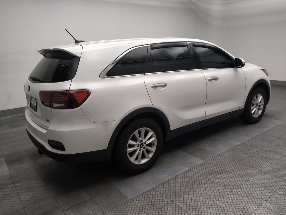 Used 2019 Kia Sorento AWD image 10