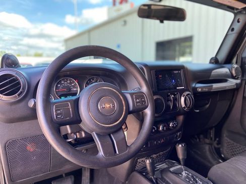 Used 2012 Jeep Wrangler Sport AWD/4WD image 14