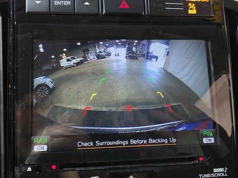Used 2022 Subaru Ascent Limited w/ Technology Package AWD/4WD image 24