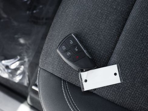 Used 2024 Chevrolet Traverse LT image 46