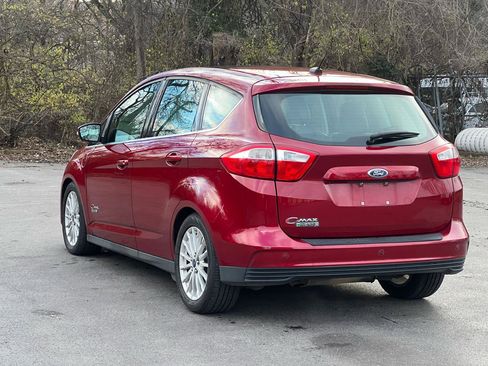 Used 2014 Ford C-MAX Energi SEL w/ Equipment Group 301A FWD image 8