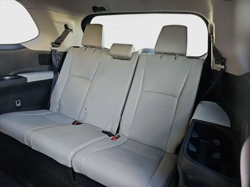 Certified 2025 Toyota Grand Highlander AWD Hybrid image 20